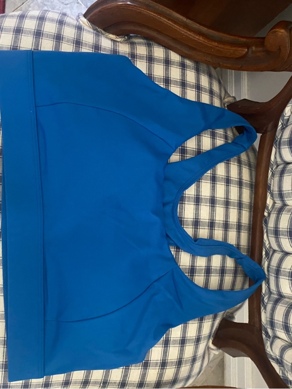 Woman’s sport bra  size medium perfect condition new without tags